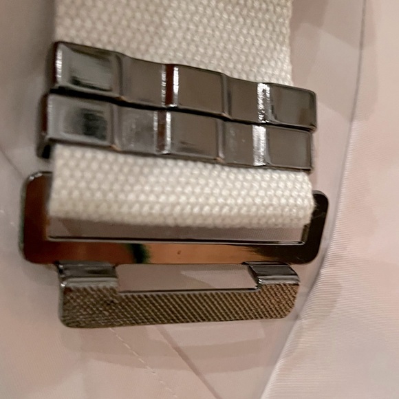 BURBERRY London Trench Coat/Jacket
Size M - Picture 15 of 15